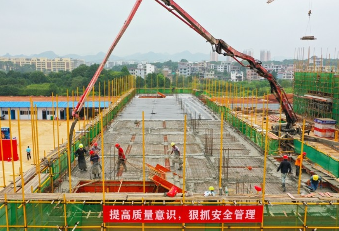 湖南新田：重点校园建设项目加速推进（组图）