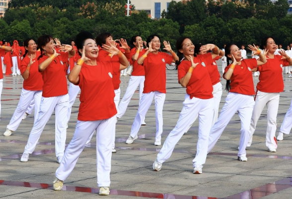 永州祁阳：多彩活动庆重阳（组图）