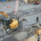 江华:老旧小区改造提速 建设宜居家园惠民生