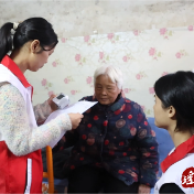 江华:三化融合打造老年人家门口的幸福晚年