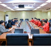 朱洪武、陈爱林会见全国第十二届残运会暨第九届特奥会运动员代表