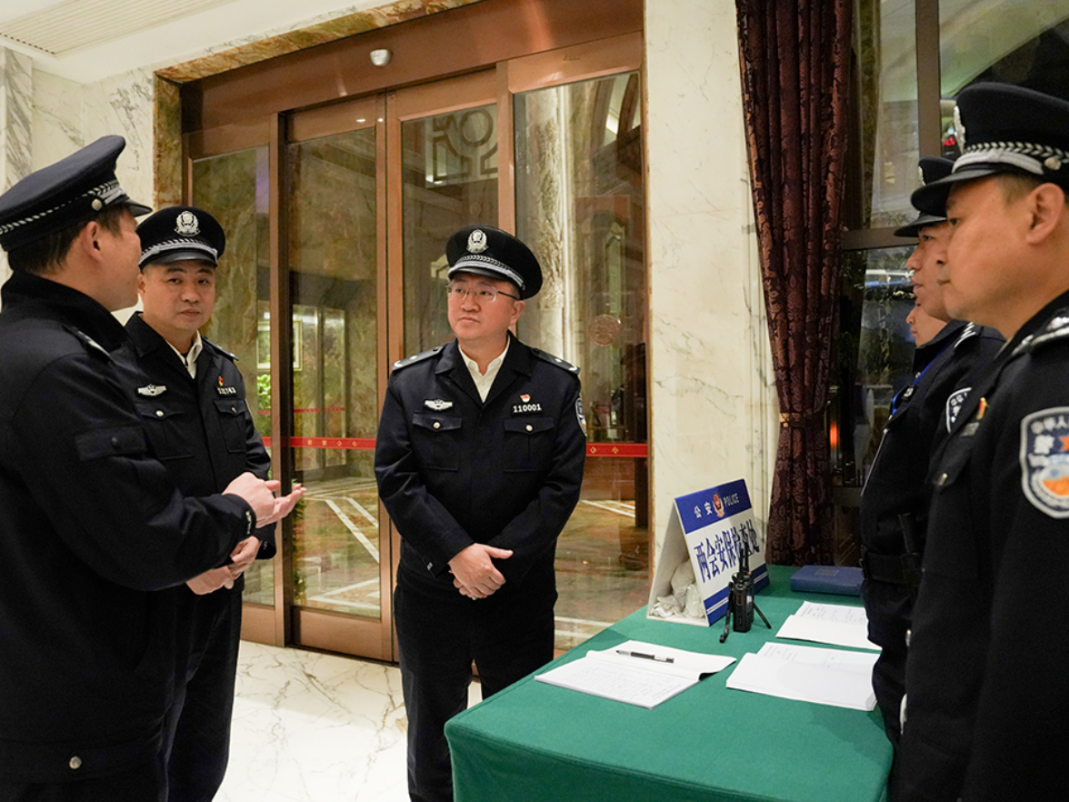 永州丨夏葛桉督导检查全市“两会”安保工作