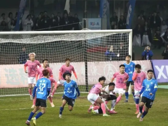 在街头巷尾，看见湘超的意义