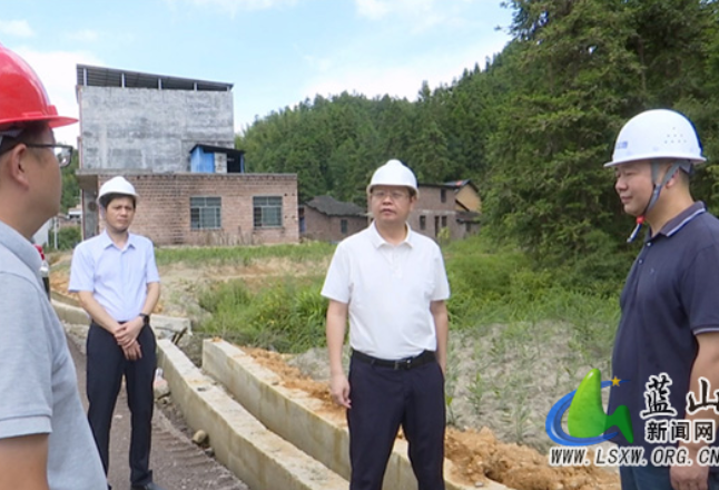 蓝山：龙向洋到浆洞瑶族乡调研项目建设、驻村帮扶工作