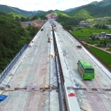 零道高速：制定系列防暑降温措施 全力推进工程建设