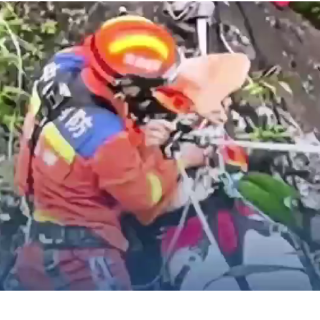 视频丨永州消防员横渡激流营救三名游客