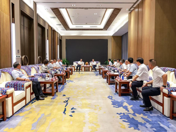 湘桂携手共探优质粮油产业发展新路径 朱洪武在南宁会见刘树义、覃家权