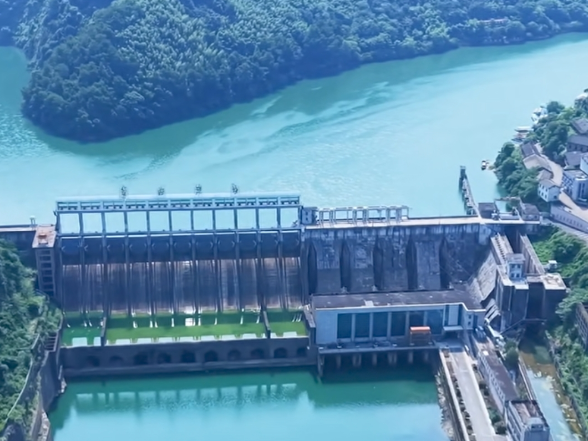 双牌教育：举办行走思政课 培育新时代接班人