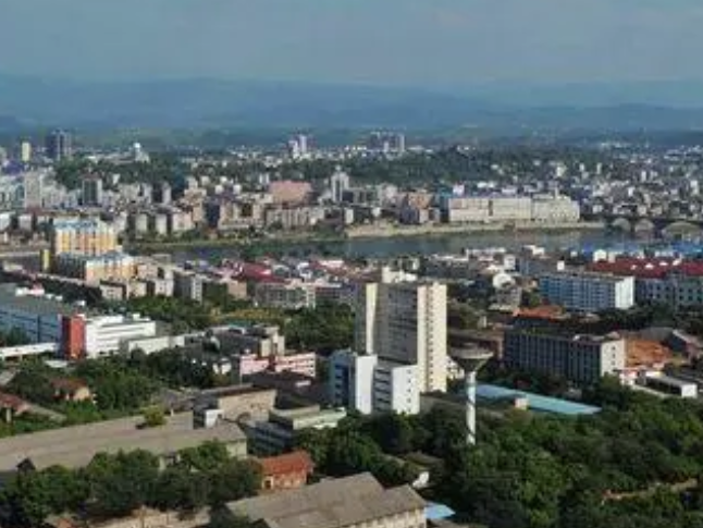 零陵重点企业开足马力冲刺新春“开门红”