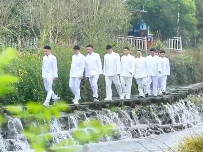 视频丨双休不休 东安干部唱响《上春山》推介家乡