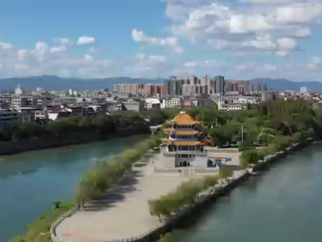 道县：刘华中主持召开2026年县人民政府第4次常务会议