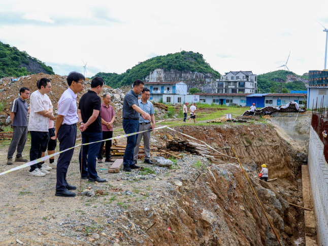 江永：李群辉调研督导民生实事项目建设推进工作