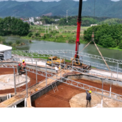 蓝山：五一假期“不打烊”  项目建设“加速跑”
