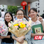 湖南新田：2026年高考结束（组图）