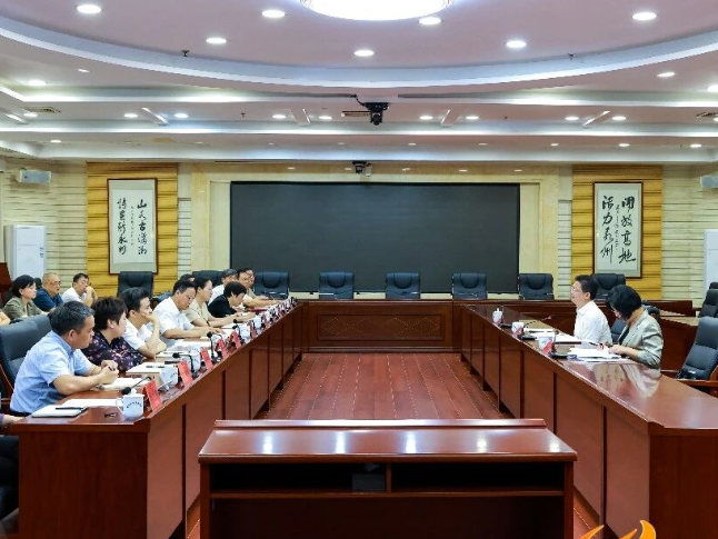 永州丨陈爱林在市政协机关调研