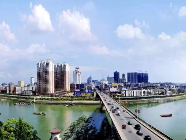永州市政协召开“助力打造三个高地”专题协商会议