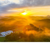 湖南新田：朝霞晨雾乡村美（组图）