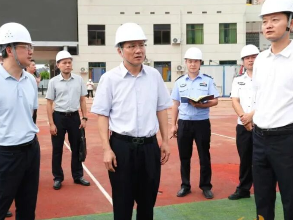 永州丨杨洪峰赴冷水滩区督导检查安全生产工作