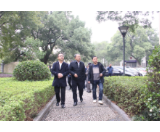 黄育文调度市委党校相关工作