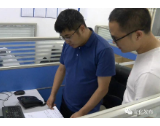肖义：夜查防汛值守 筑牢纪律“堤坝”