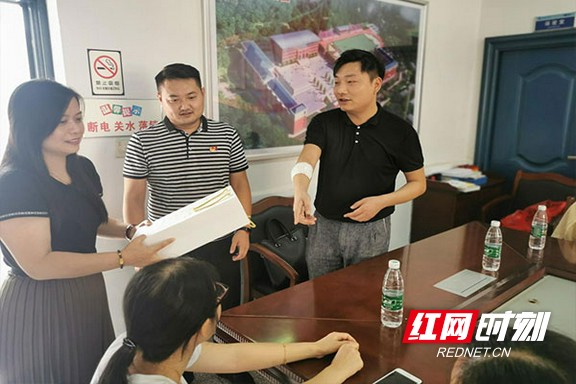 未标题-1-恢复的.marked.jpg 未标题-1-恢复的.marked.jpg