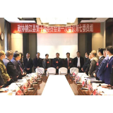 向荣、周登高带队看望参会政协委员