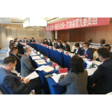 周登高参加第九委员组讨论