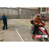 沅江乡里来了“流动车管所” 