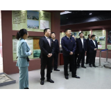 南县县委理论学习中心组在德昌公园进行第一次专题学习