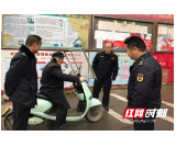 南县浪拔湖镇：让电动车走好“安全路”