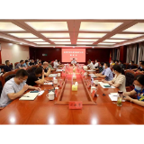 杨智勇：一鼓作气 打好疫苗接种“攻坚战”