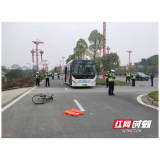 桃江交警开展道路交通事故现场勘查实战演练