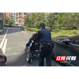 九旬老人外出晒太阳迷路 桃江民警平安送归