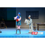 精彩！大型经典古装花鼓戏《马前覆水》在益阳清溪剧院上演