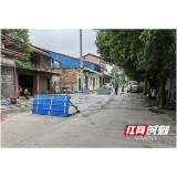 南县中鱼口镇：及时维修路面 为居民排忧解难