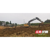 桃江县黄道仑村：抗旱未雨绸缪 清淤百口山塘