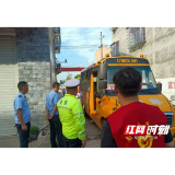 南县武圣宫镇：多管齐下拧紧校车“安全阀”