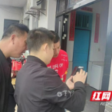 赫山区泉交河镇：张贴安全“明白卡” 筑牢房屋安全屏障