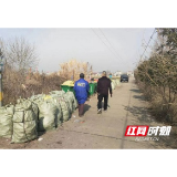 南县武圣宫镇：“打包”工程 助力村庄清洁行动