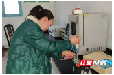 南县中鱼口镇开展农产品质量安全例行监测工作