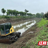 南县明山头镇：沟渠清淤促生产 保灌抗旱正当时