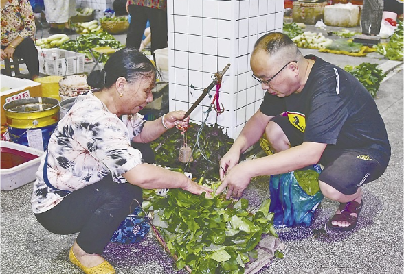 益阳：奔着问题去调研 化解了农贸市场“老大难”