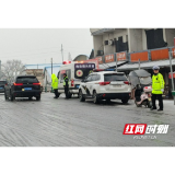 南县三仙湖镇：积极应对雨雪天气 全力守护一方平安