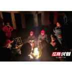 国网益阳供电公司：彻夜抢修 点亮除夕的灯