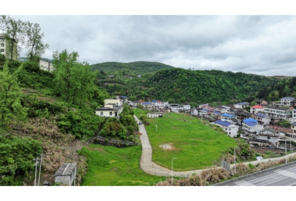 清塘水复清 雪峰山覆绿 —— 安化县全域历史遗留废弃矿山生态修复典型案例