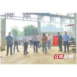 南县浪拔湖镇：“党建联盟”显成效 “边界共治”解难题