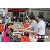 南县乌嘴乡开展“两癌”免费筛查活动