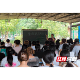 益阳职院：非遗“棕编”入课堂 开启特色专业认知课