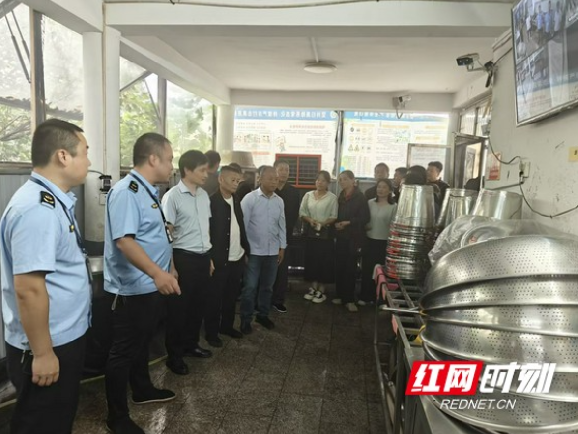 赫山区兰溪镇人大联合开展专项检查 筑牢食品安全防线