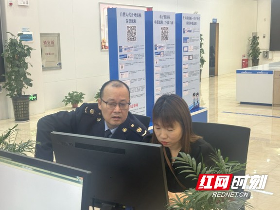 7148ba140aac4cd18562464a6275a10b.marked.jpg